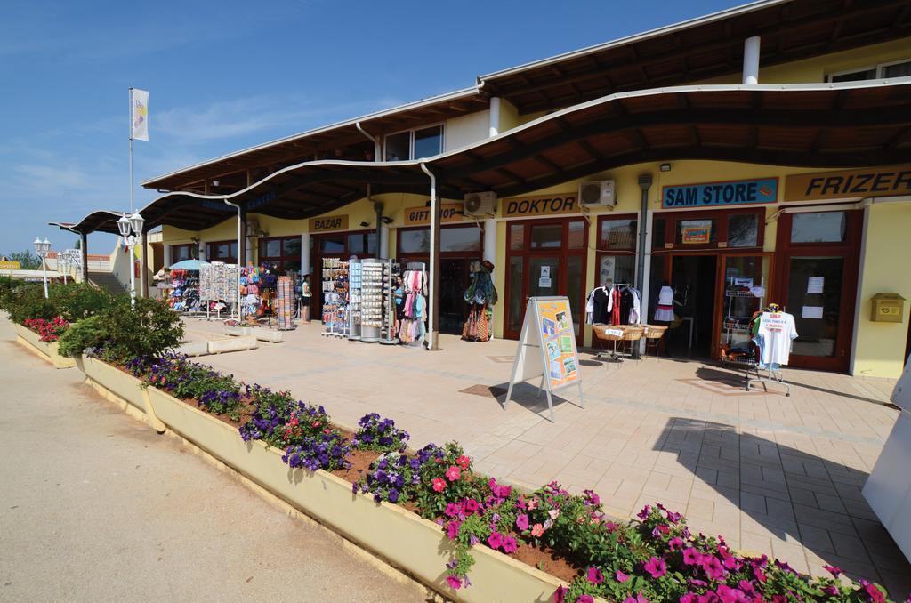 פאז'אנה Happy Camp Mobile Homes In Centro Vacanze Bi Village מראה חיצוני תמונה