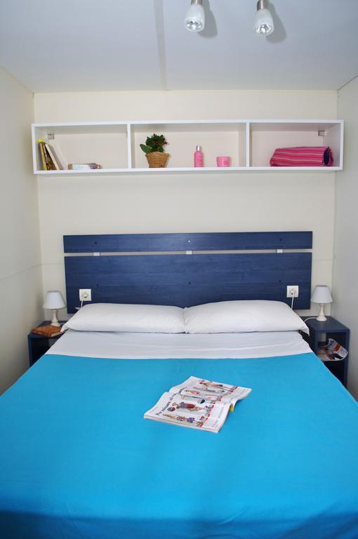 פאז'אנה Happy Camp Mobile Homes In Centro Vacanze Bi Village חדר תמונה