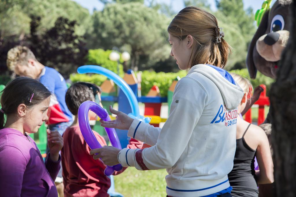פאז'אנה Happy Camp Mobile Homes In Centro Vacanze Bi Village מראה חיצוני תמונה